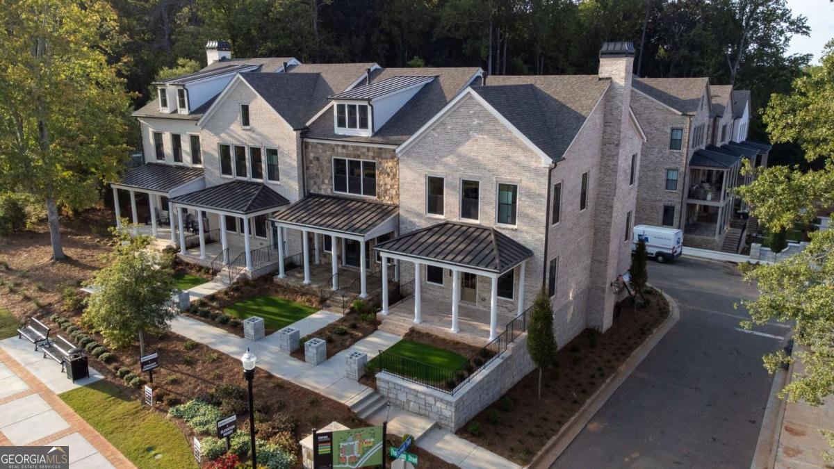 160 Chiswick Circle Alpharetta - 2