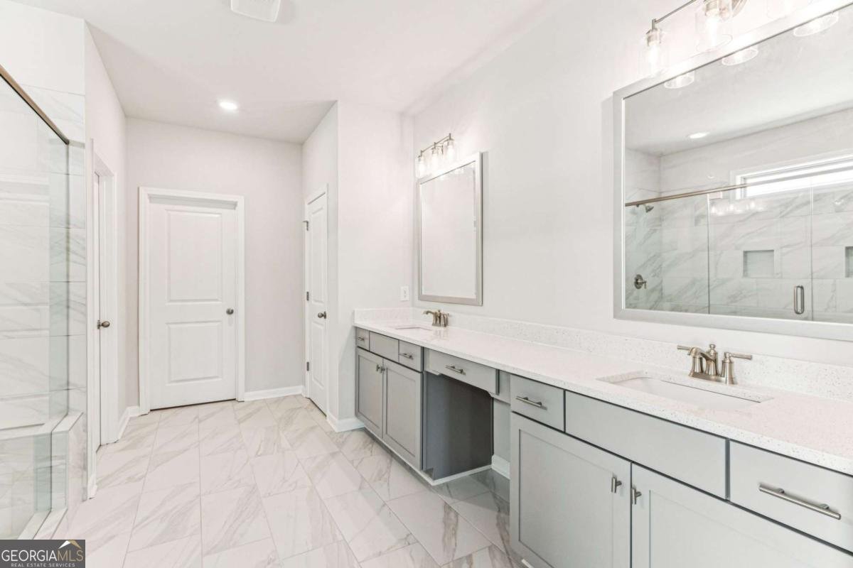 5521 Keswick Drive Flowery Branch - 30