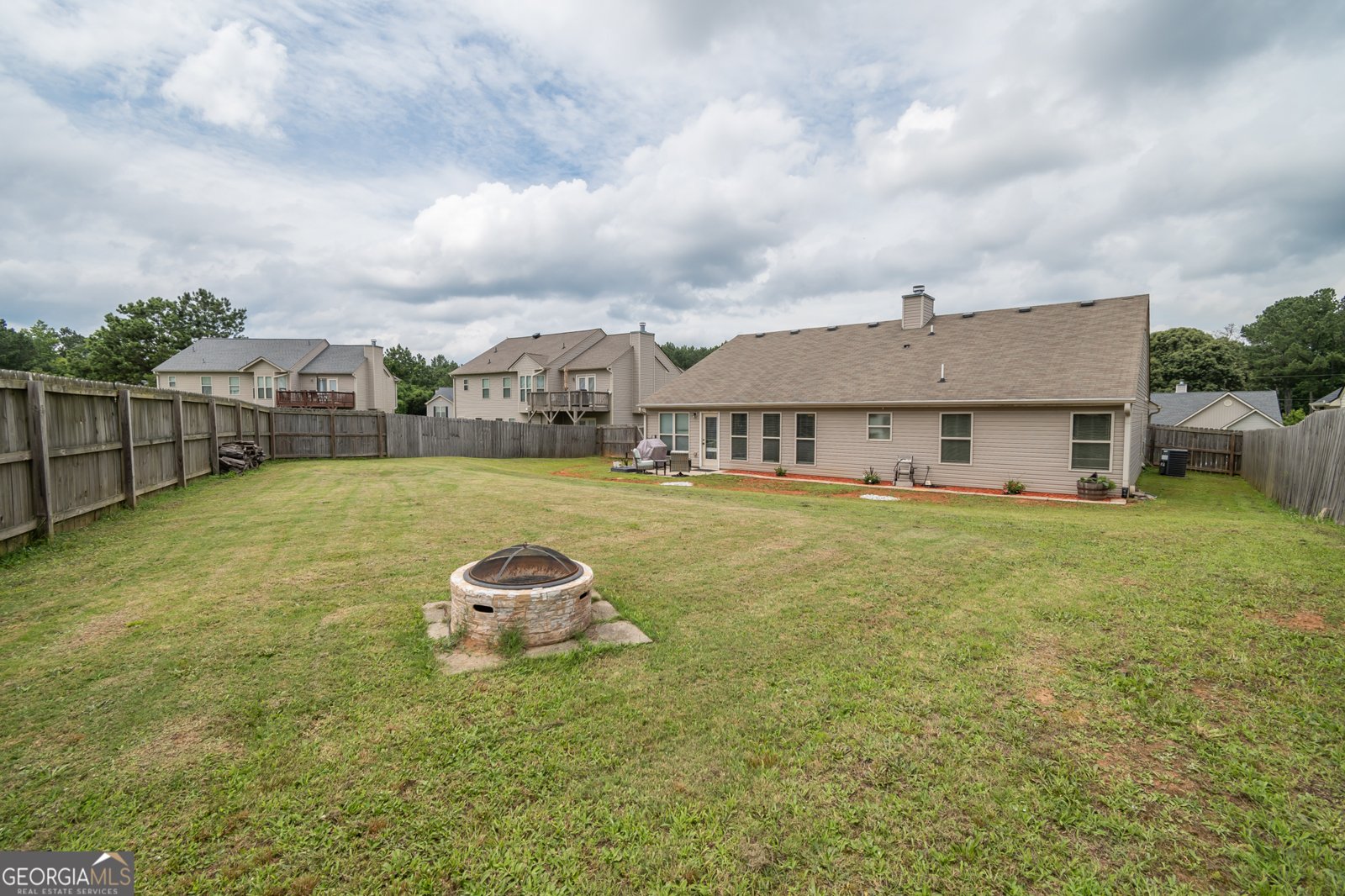 2728 Berkshire Drive Winder - 36