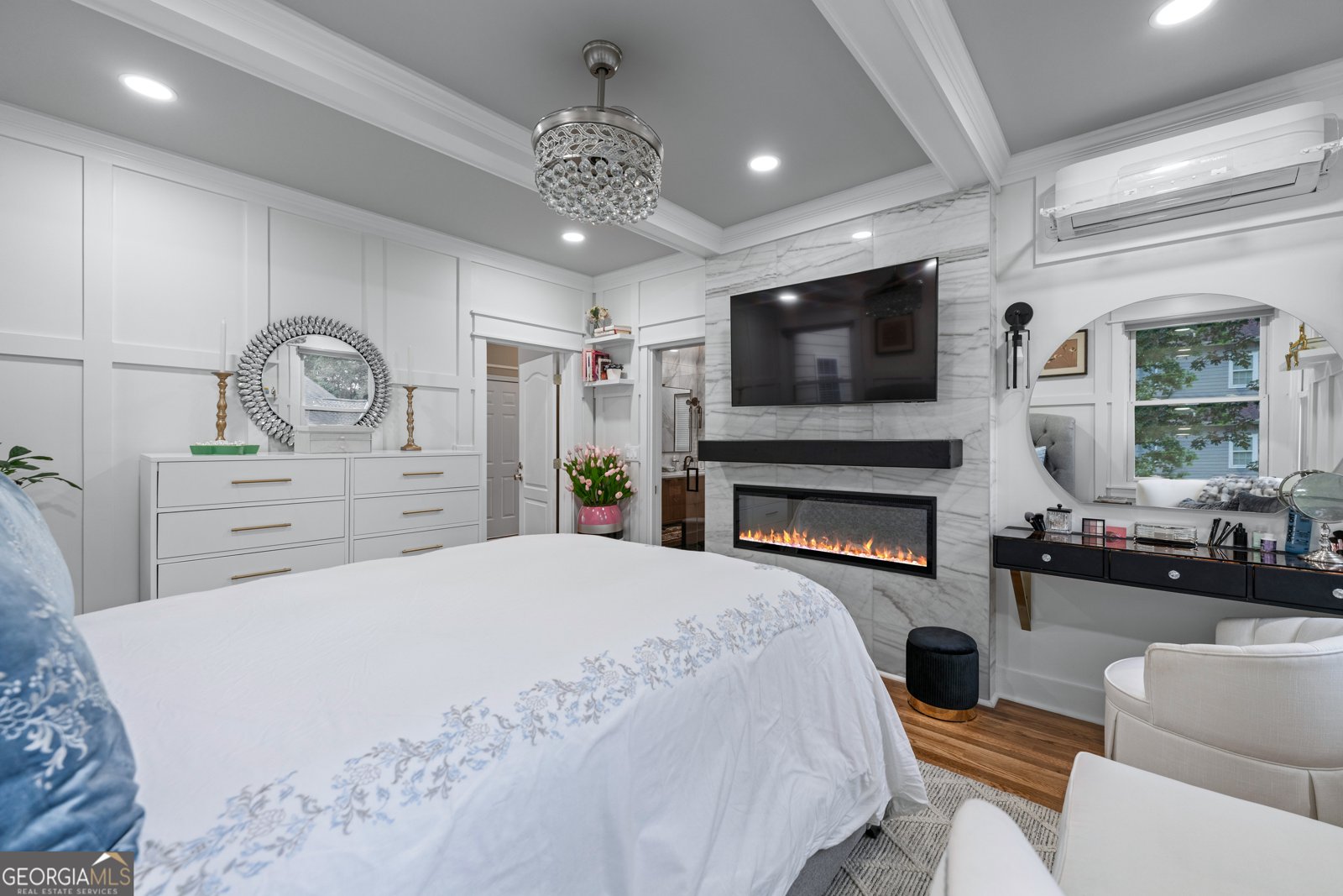 5833 Wembley Drive Douglasville - 24