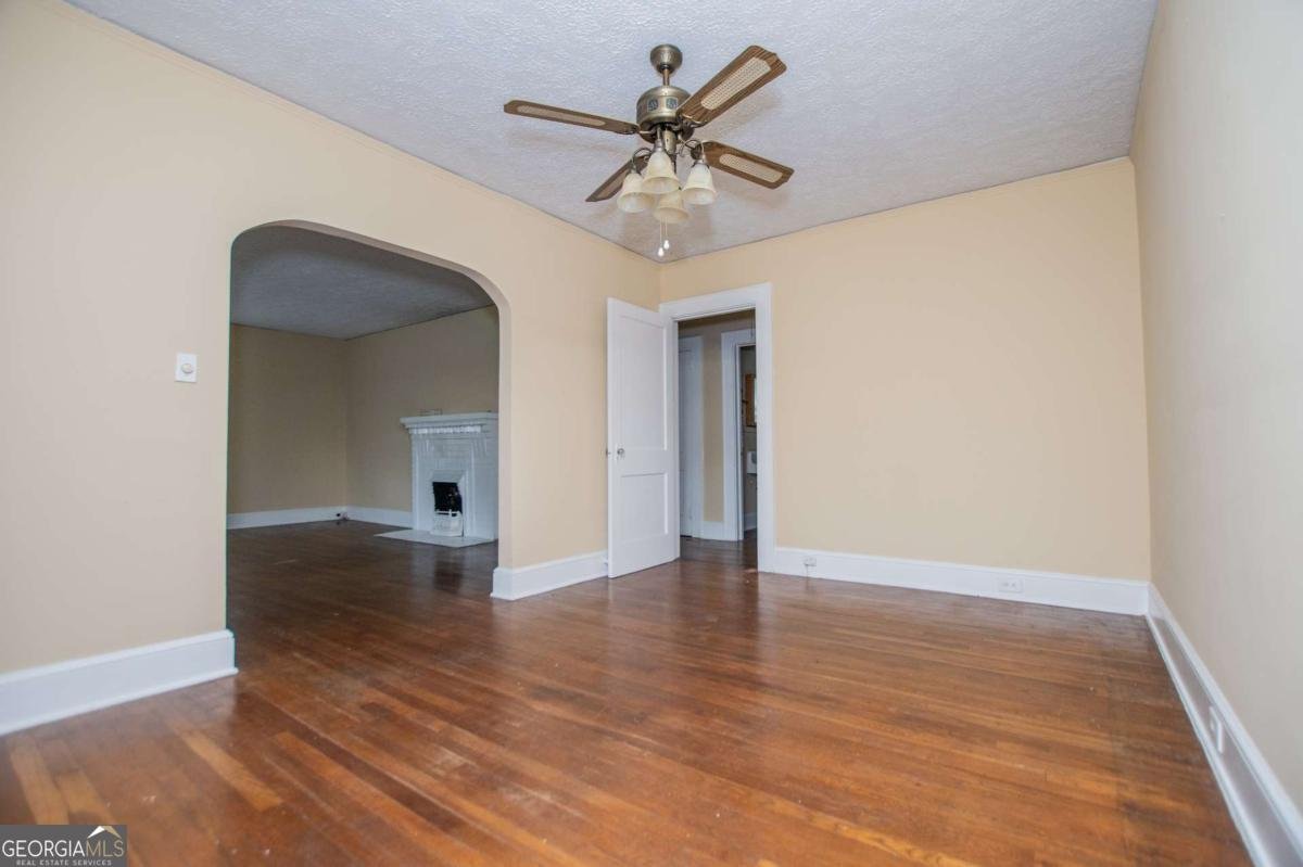 8573 Campbellton Street Douglasville - 20