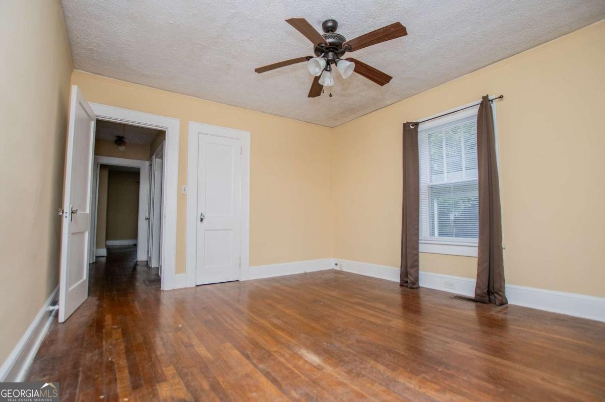 8573 Campbellton Street Douglasville - 32