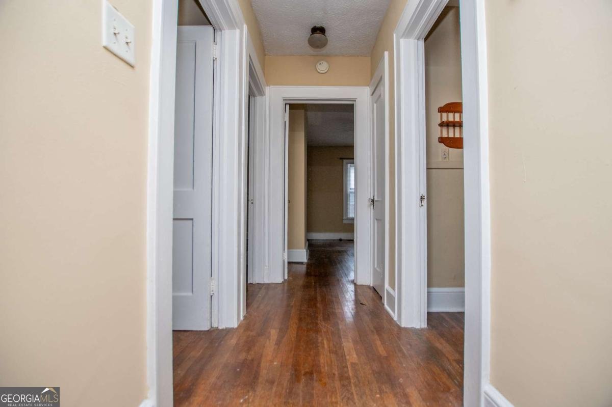 8573 Campbellton Street Douglasville - 34