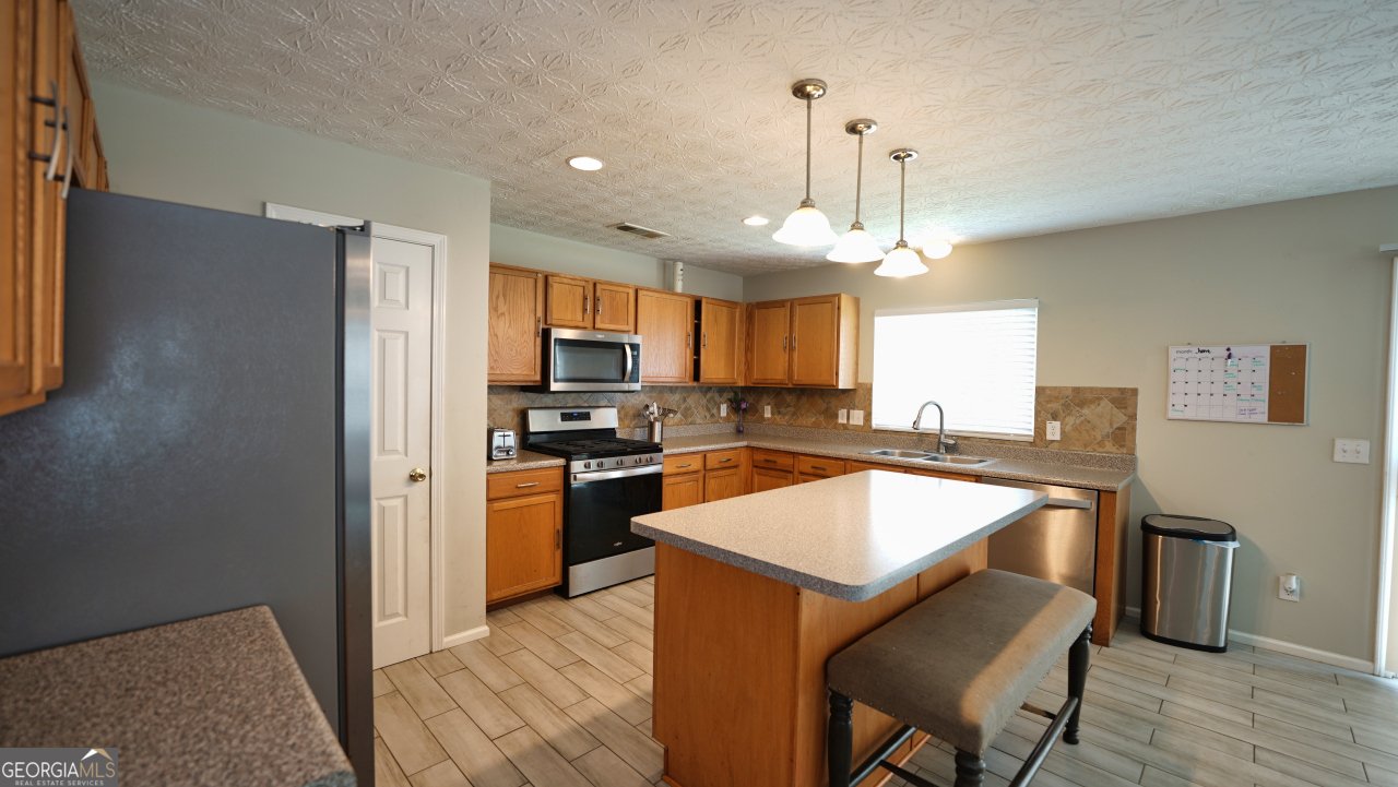 400 Silver Spring Street Dallas - 16