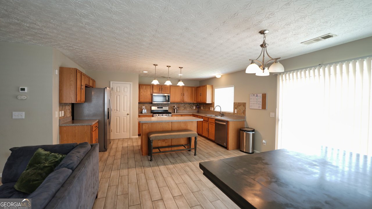 400 Silver Spring Street Dallas - 21