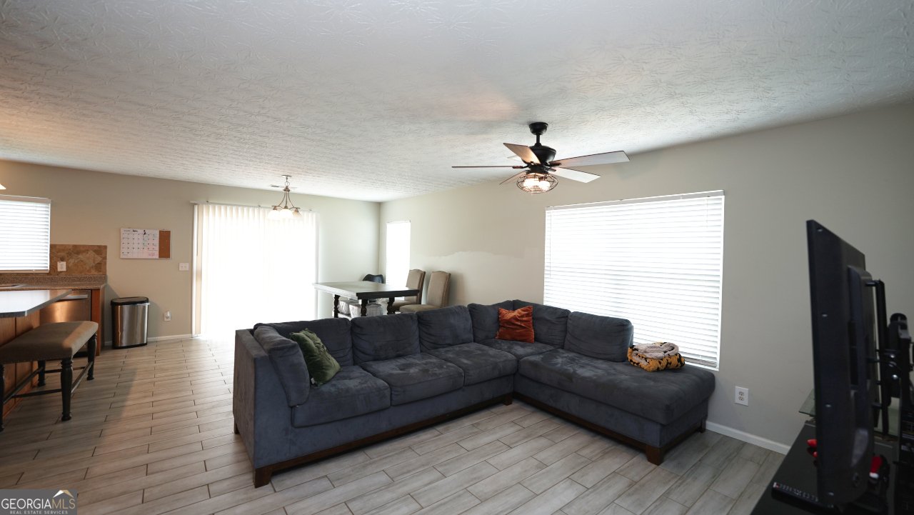 400 Silver Spring Street Dallas - 25