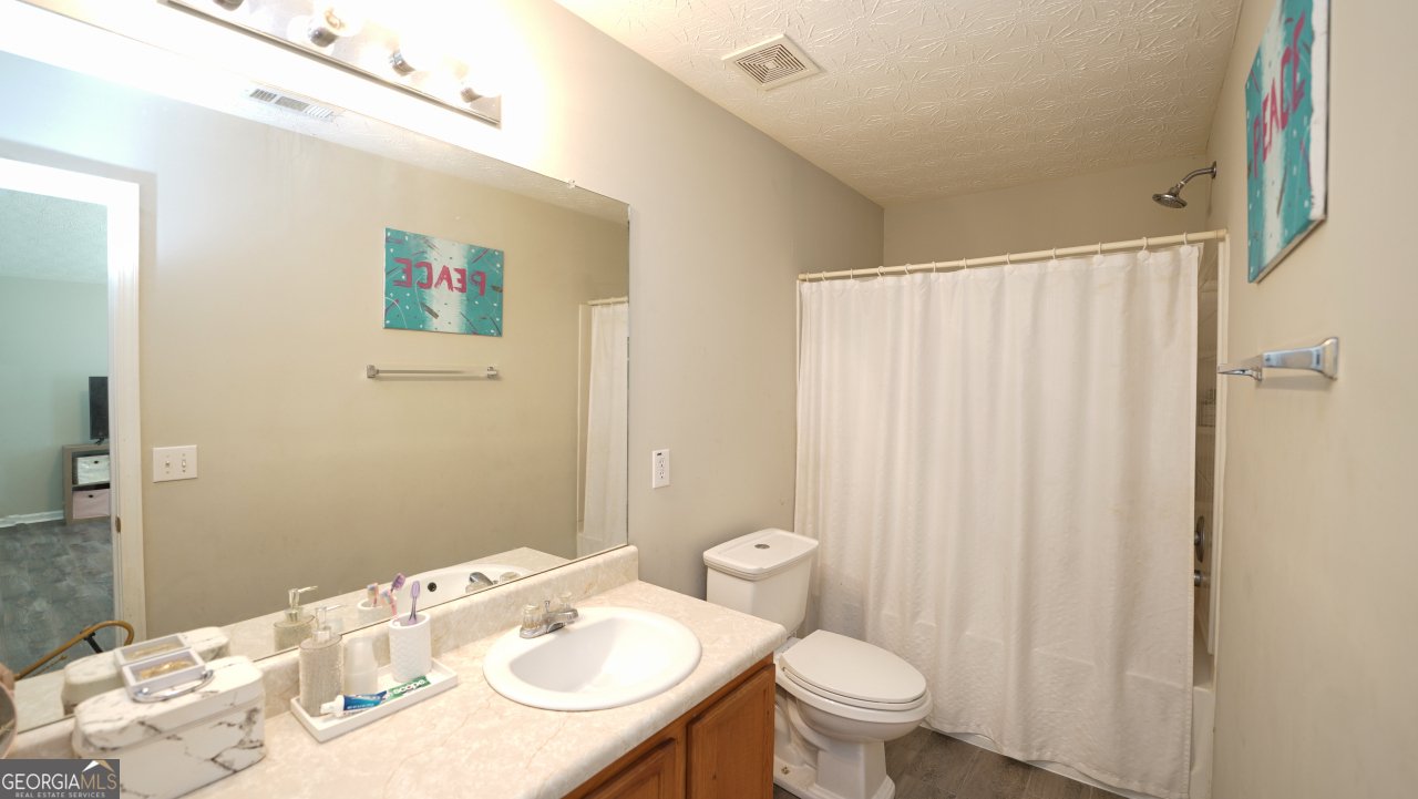 400 Silver Spring Street Dallas - 32