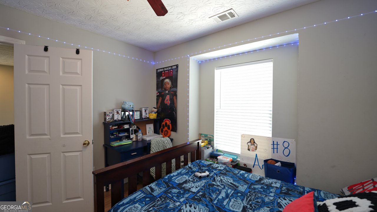 400 Silver Spring Street Dallas - 35