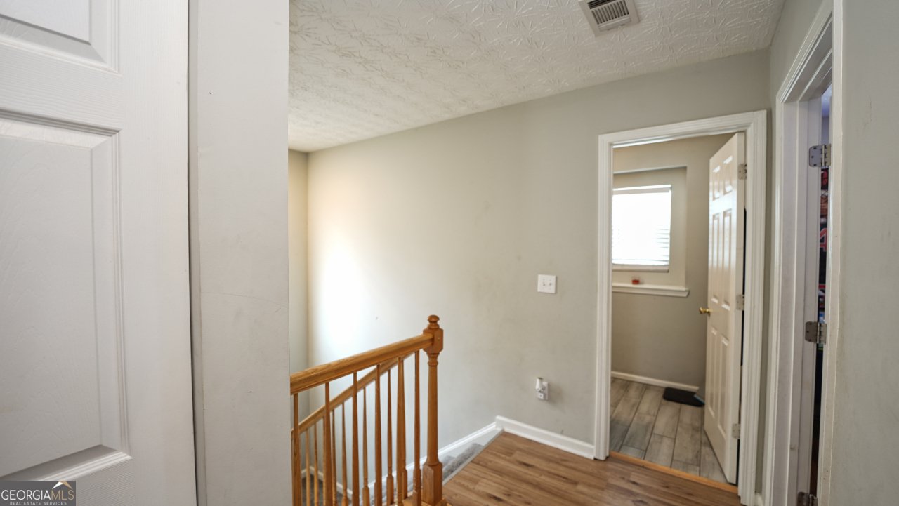 400 Silver Spring Street Dallas - 39