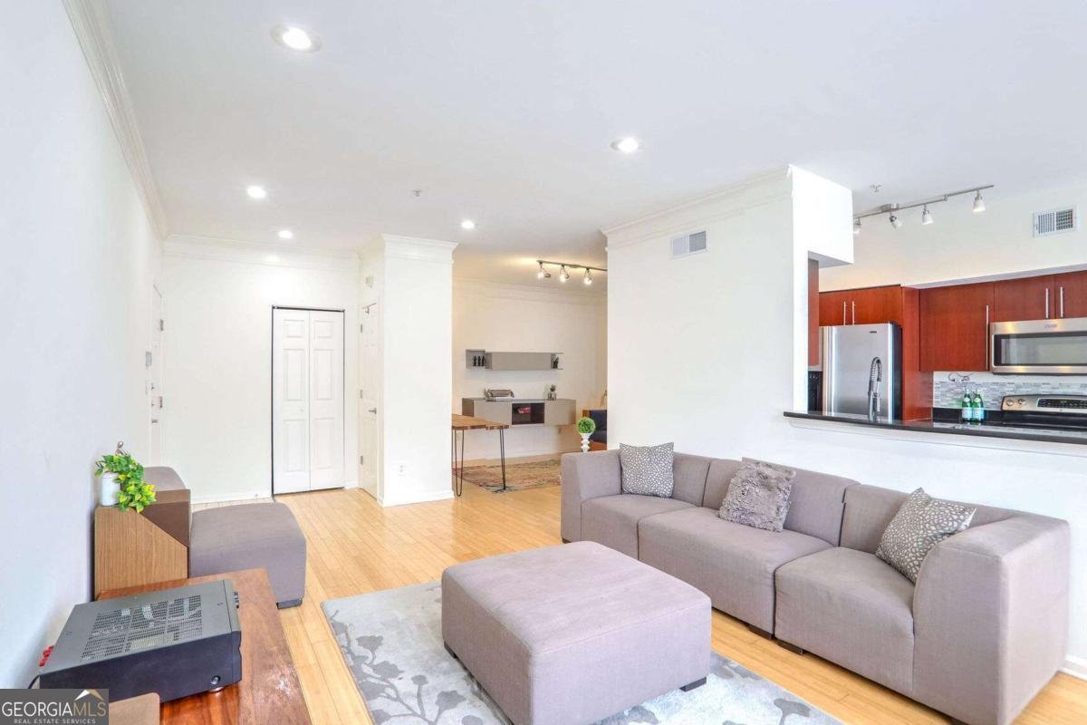 200 Renaissance Parkway Atlanta - 4