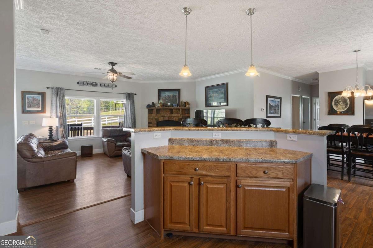 1641 Garland Mountain Trail Waleska - 11