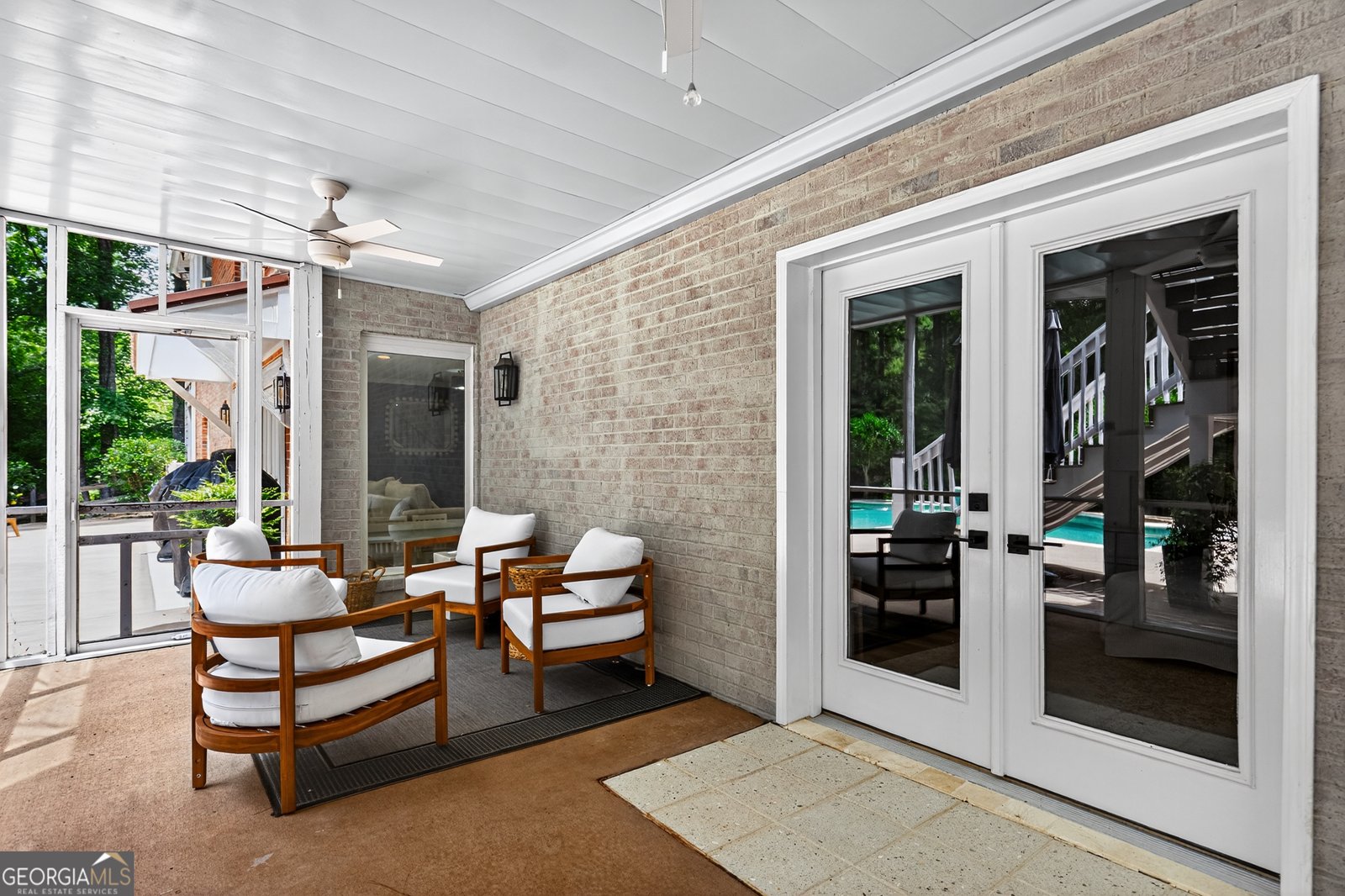 103 Lakeshore Drive LaGrange - 46
