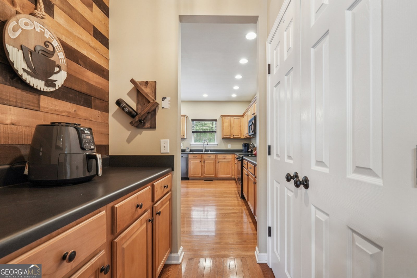 6521 Boulder Crest Court Flowery Branch - 10