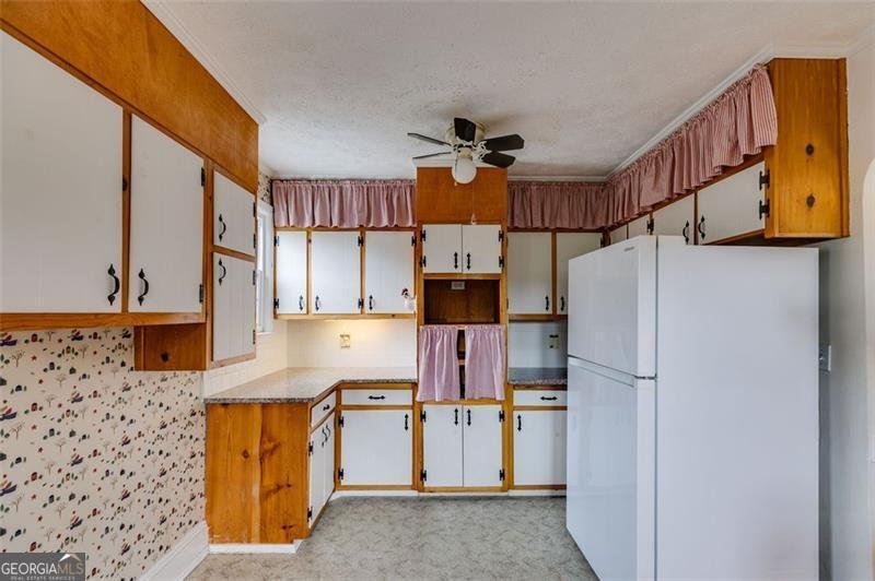 303 Hardee Dallas - 23