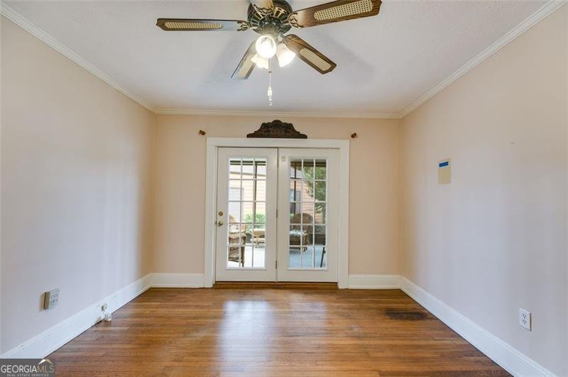 303 Hardee Dallas - 29