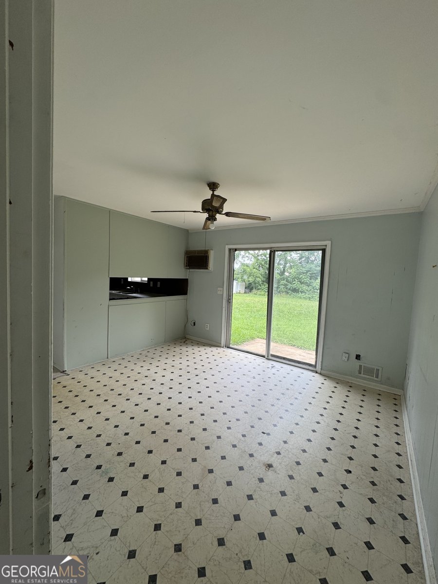 6192 Meadowbrook Drive Norcross - 11