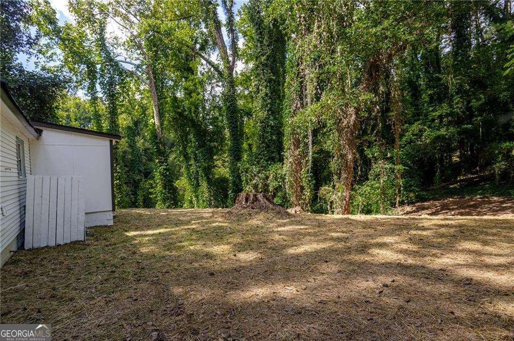 2437 Clarissa Drive Atlanta - 10