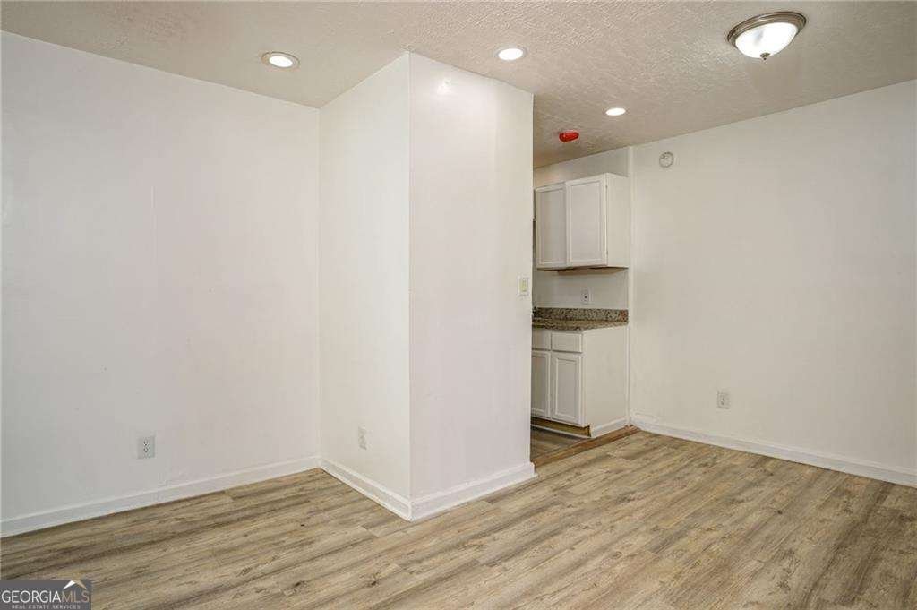 2437 Clarissa Drive Atlanta - 4