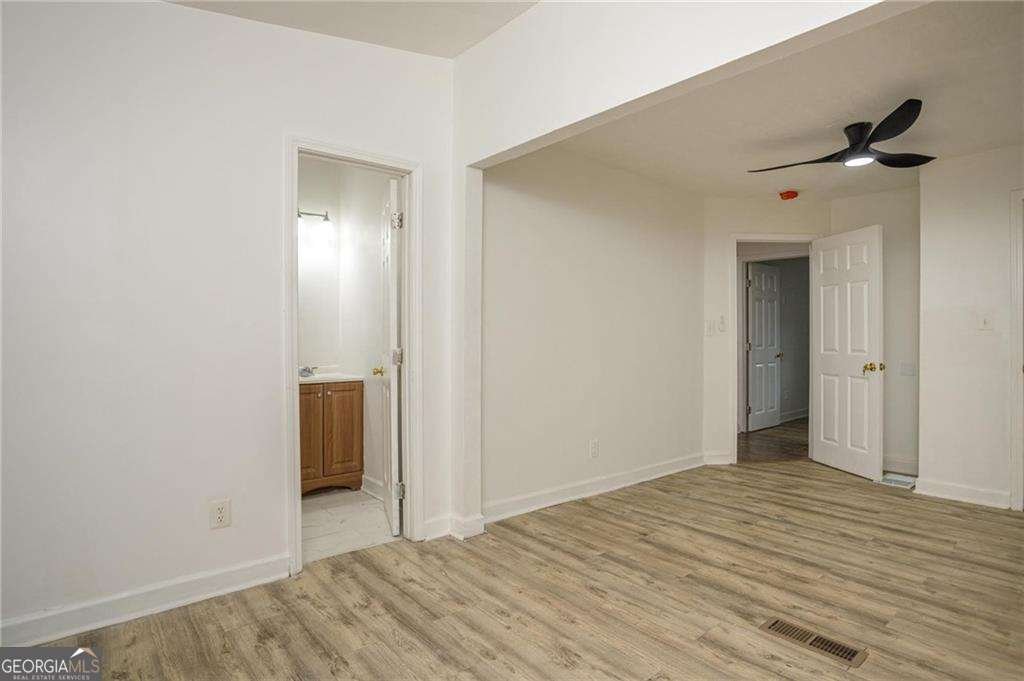2437 Clarissa Drive Atlanta - 8