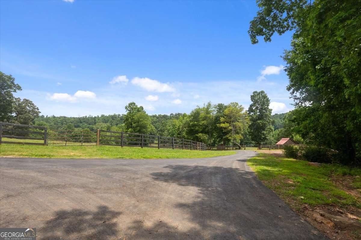 7945 Reinhardt College Parkway Waleska - 70