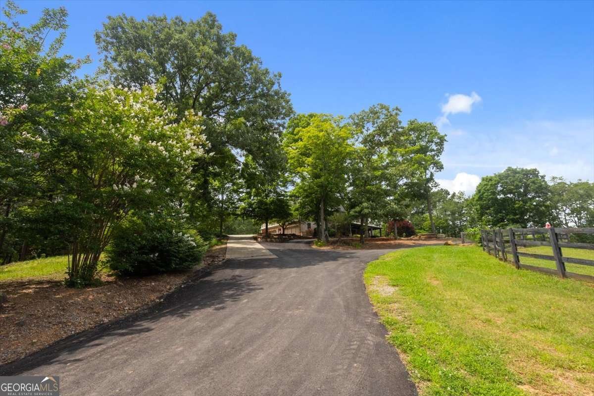 7945 Reinhardt College Parkway Waleska - 71