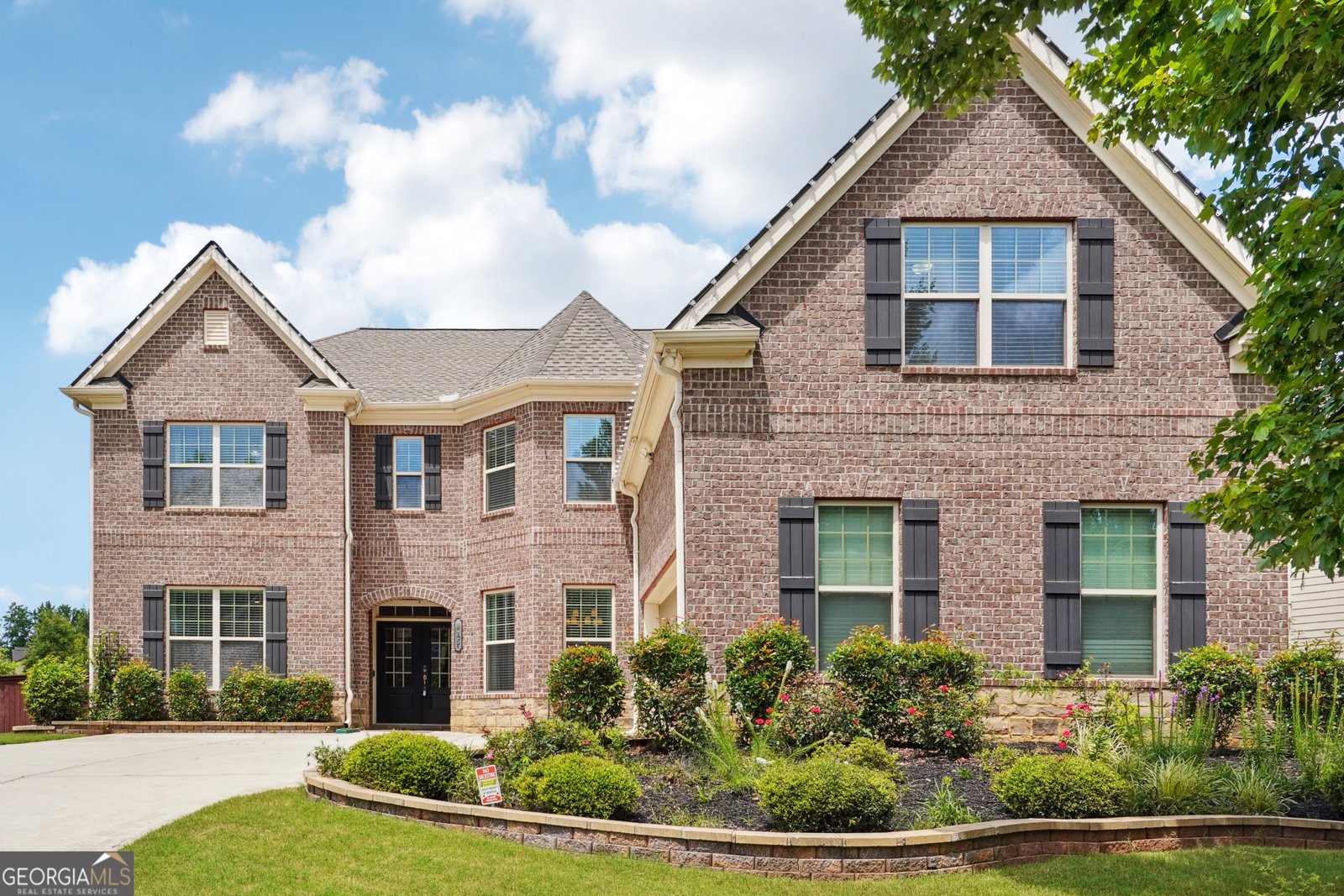 915 Elmsbrook Lane Alpharetta - 1