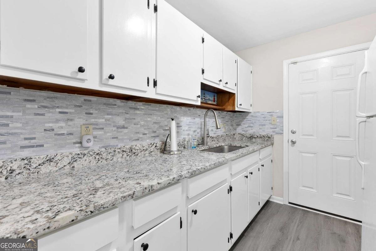 6671 Gano Drive Riverdale - 10