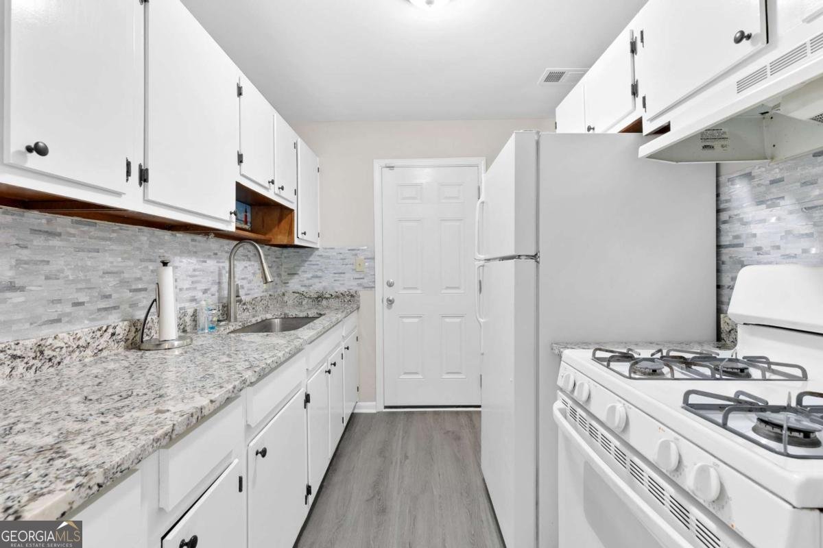6671 Gano Drive Riverdale - 11