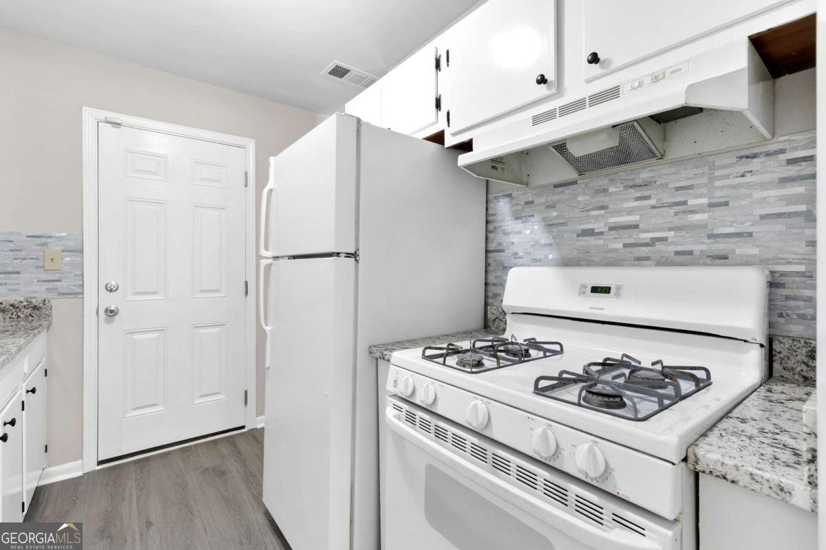 6671 Gano Drive Riverdale - 9