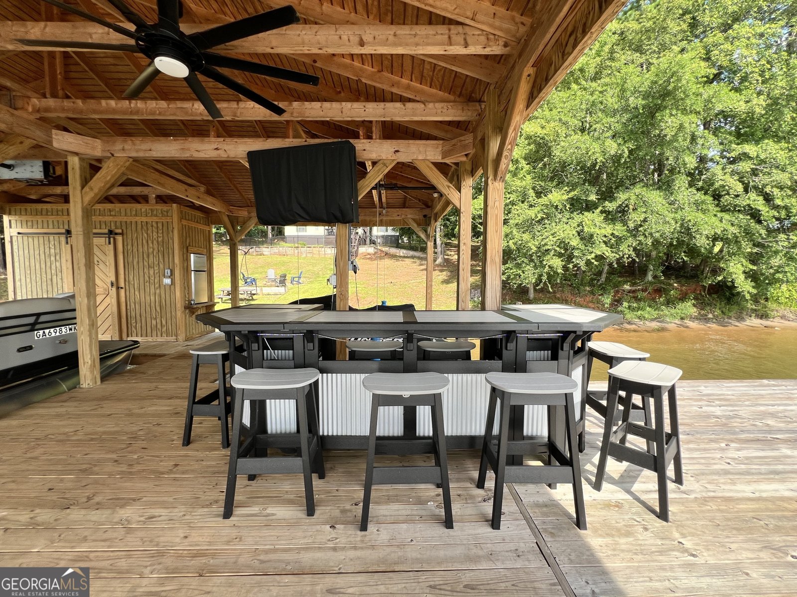321 Barbara Point Road Sparta - 45