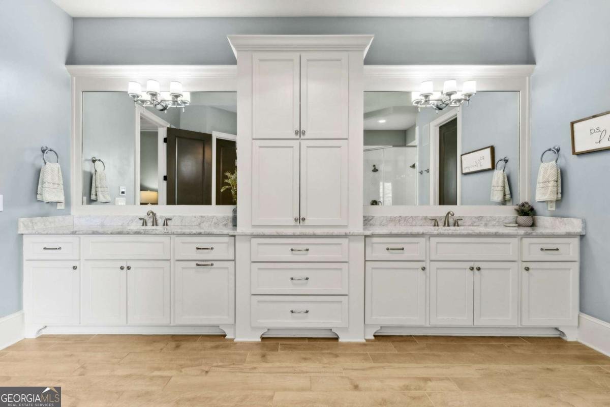 5114 Brendlynn Drive Suwanee - 38