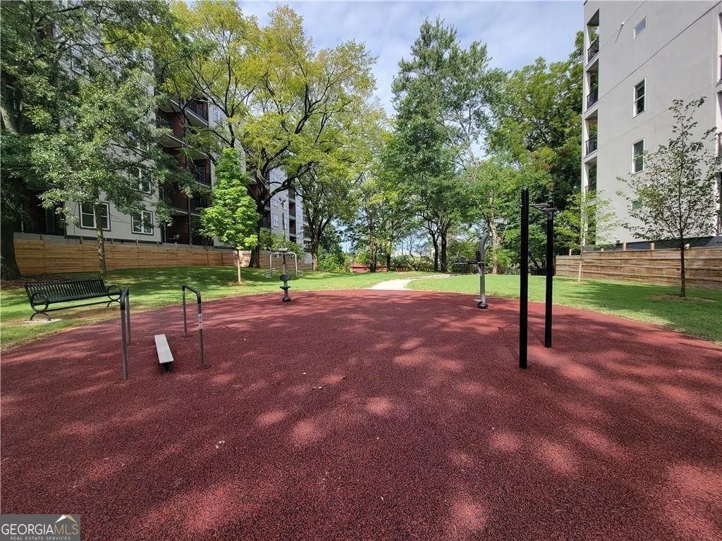 525 PARKWAY Atlanta - 13