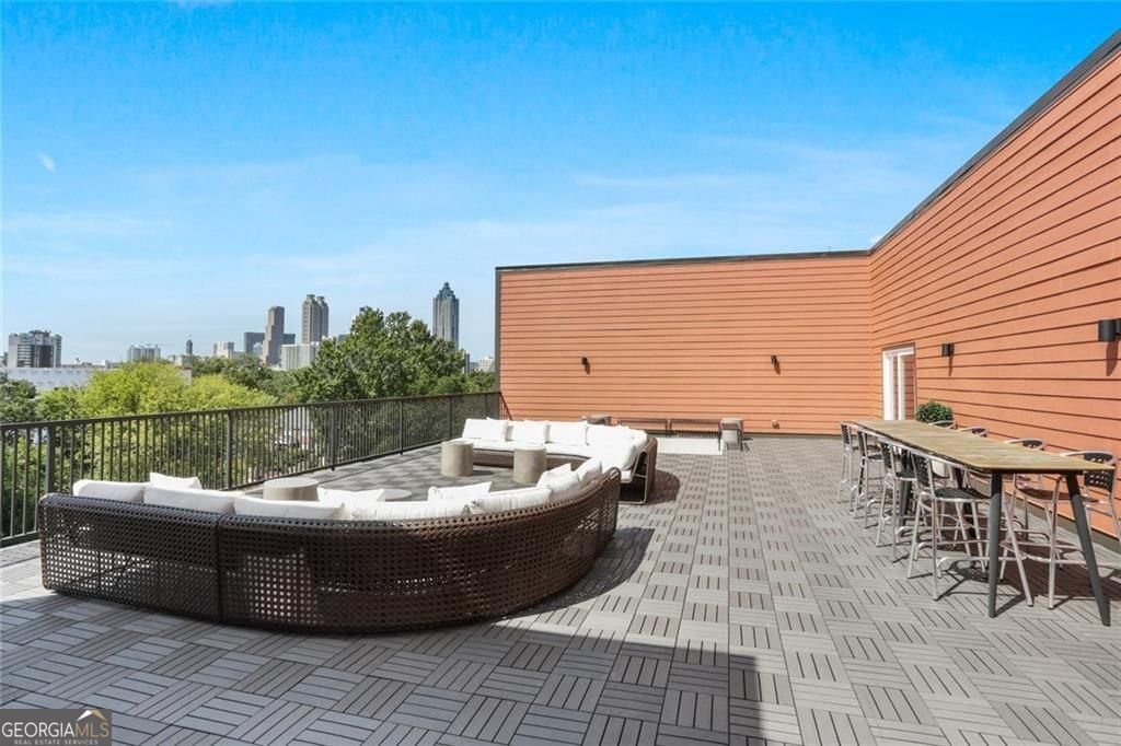 525 PARKWAY Atlanta - 3