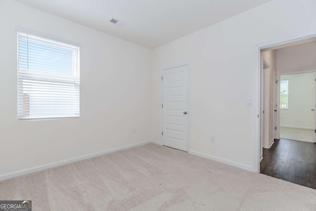 977 Daurian Drive Statham - 17