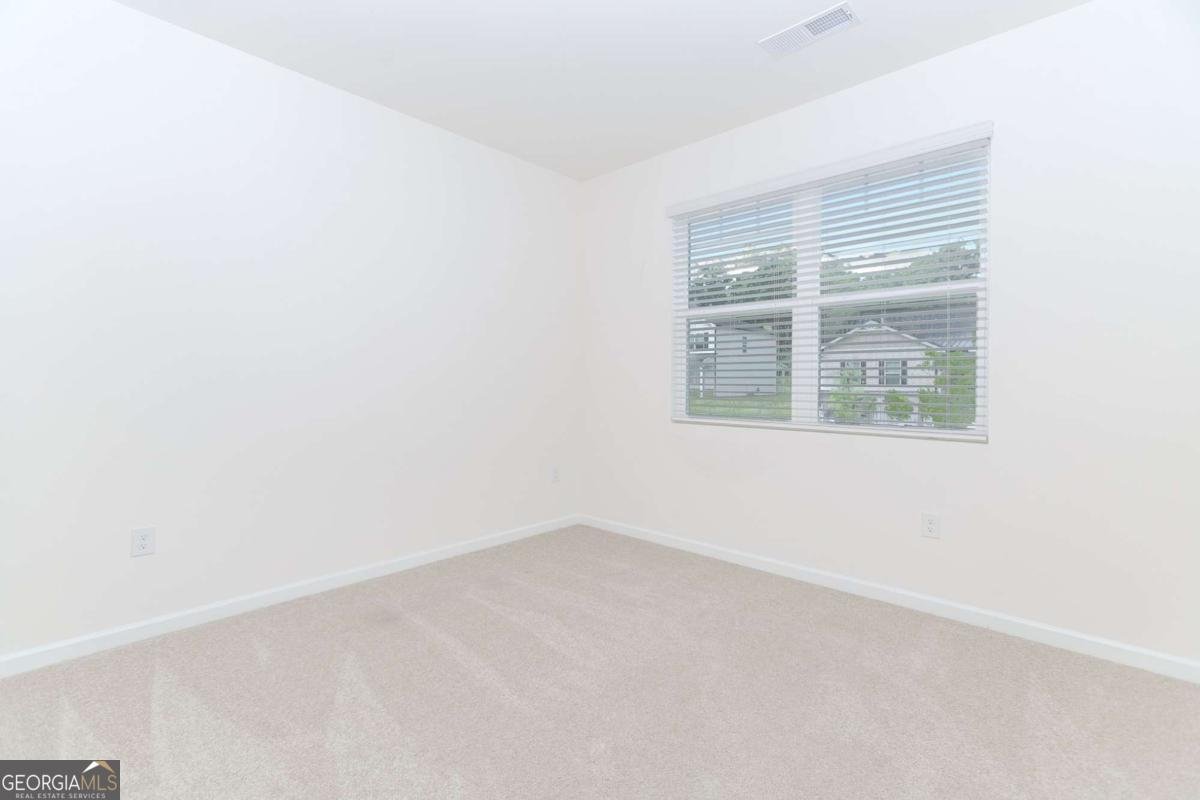 977 Daurian Drive Statham - 18