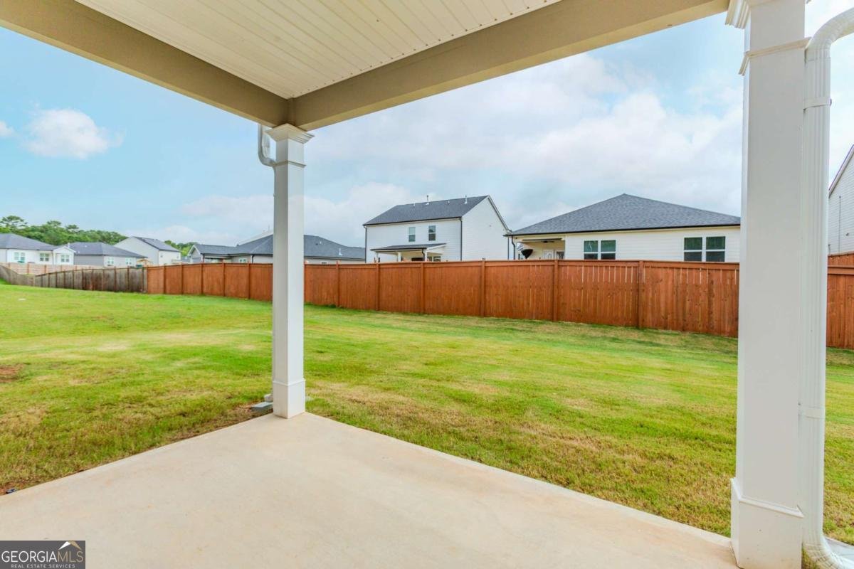 977 Daurian Drive Statham - 23