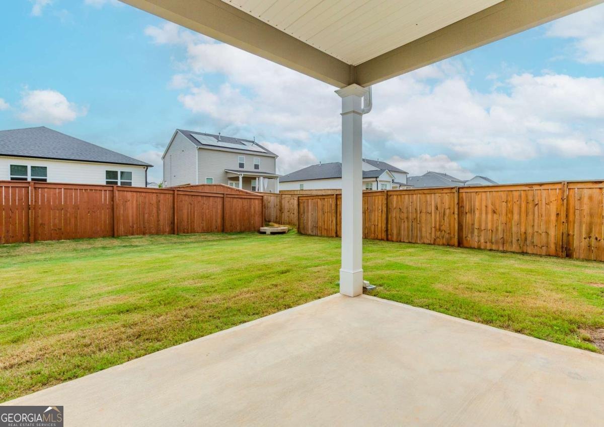 977 Daurian Drive Statham - 24