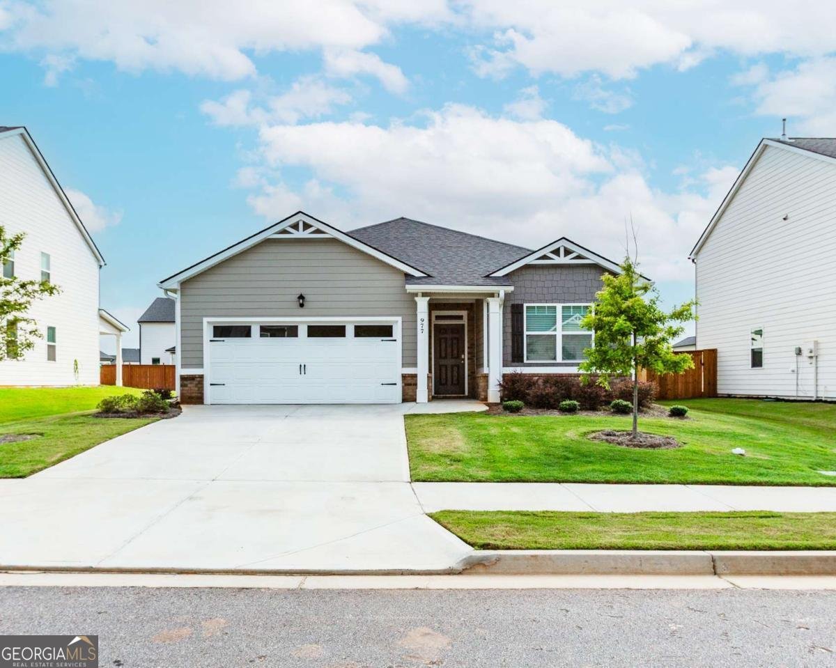 977 Daurian Drive Statham - 3
