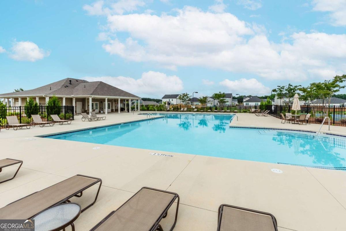 977 Daurian Drive Statham - 32