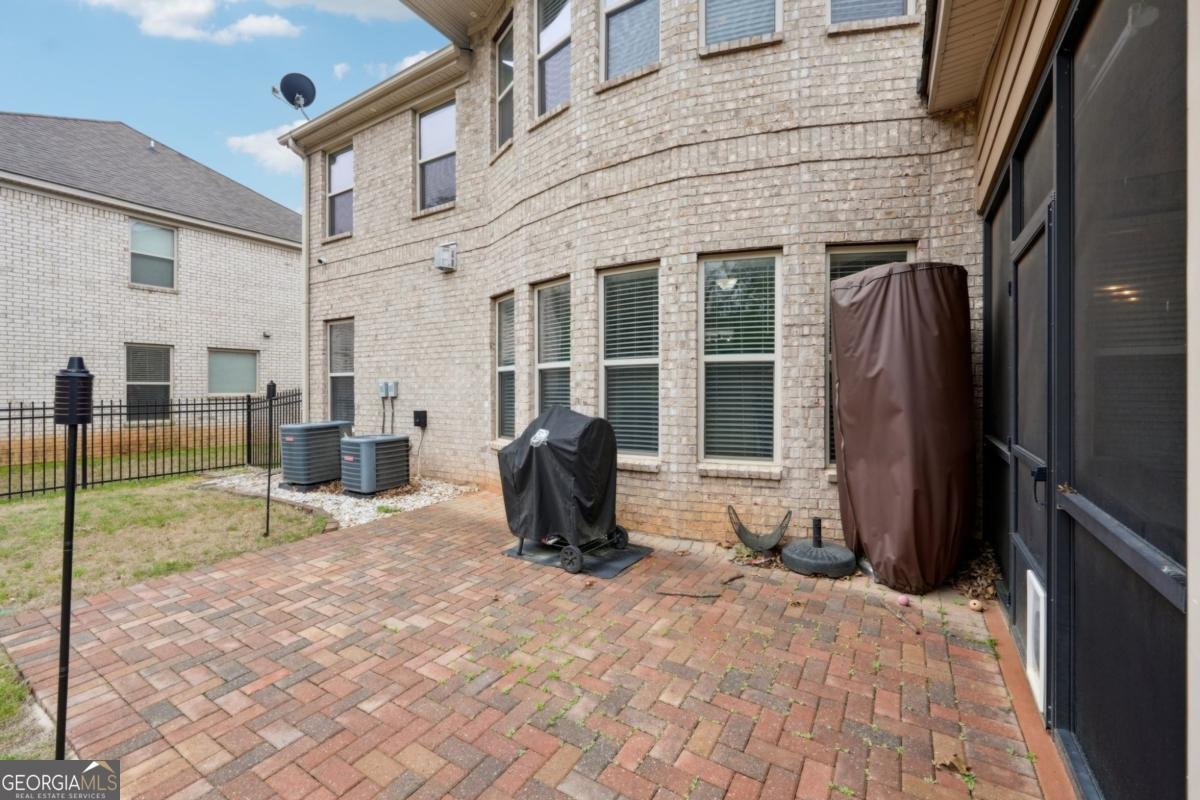 3225 Alhambra Circle Hampton - 24