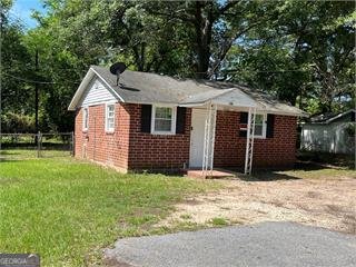107 Roberts Street Warner Robins - 1