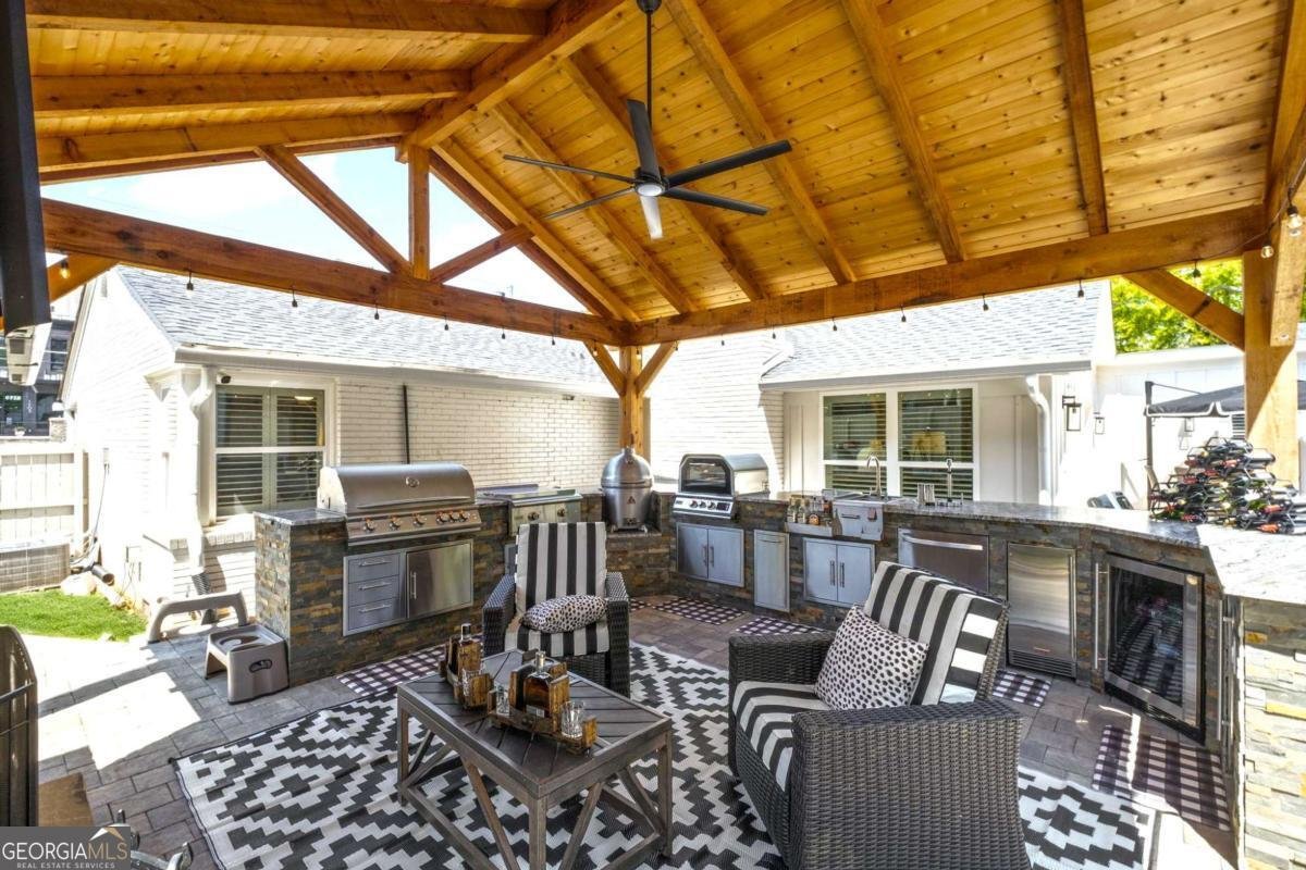 8175 Main Street Woodstock - 14