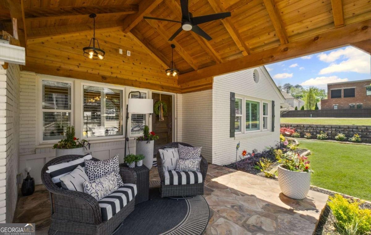 8175 Main Street Woodstock - 17