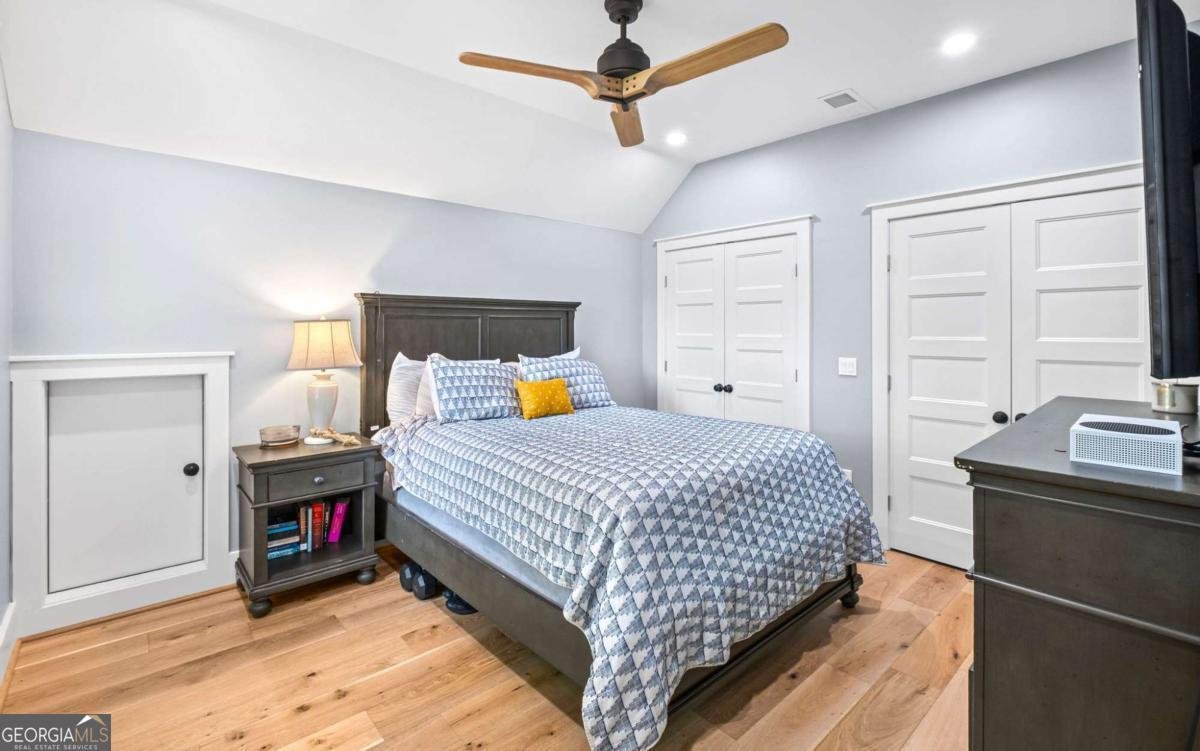8175 Main Street Woodstock - 49