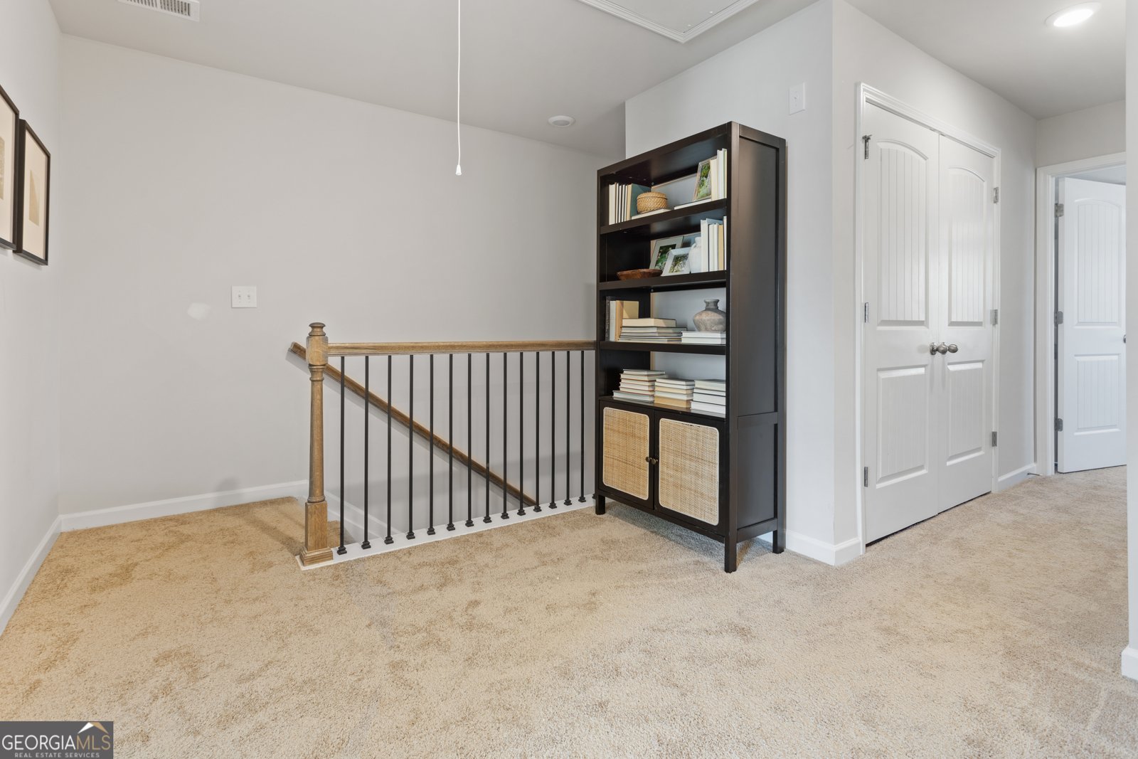 253 Ivey Terrace Temple - 13