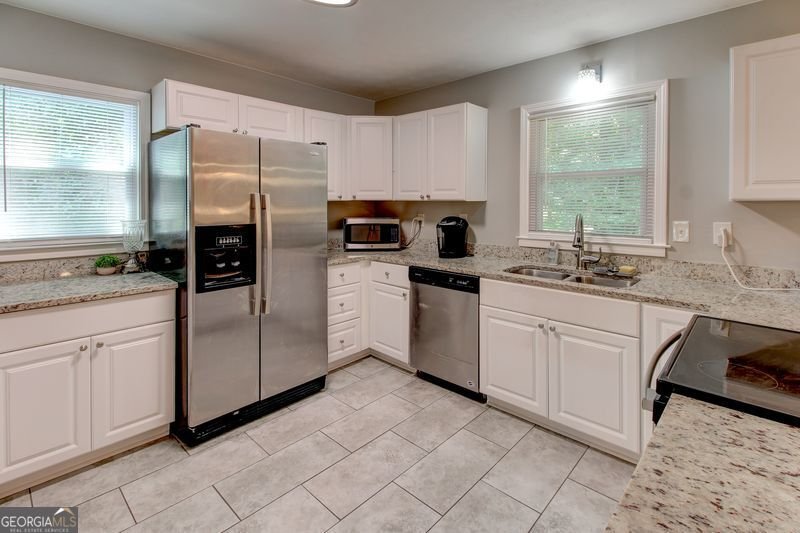 1863 ROCKFORD Court Riverdale - 8
