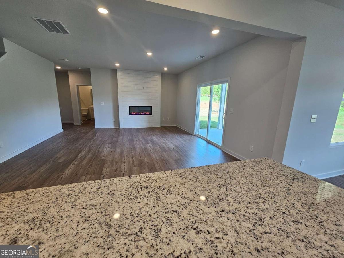 7255 Waggamon Way Dawsonville - 14