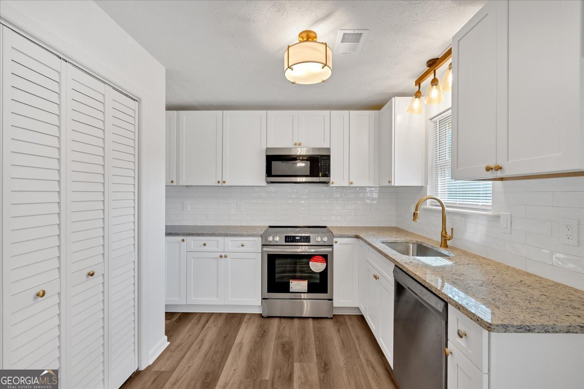 1526 Cave Springs Road Douglasville - 12
