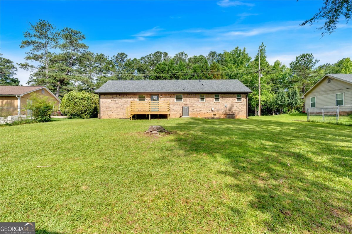 1526 Cave Springs Road Douglasville - 31