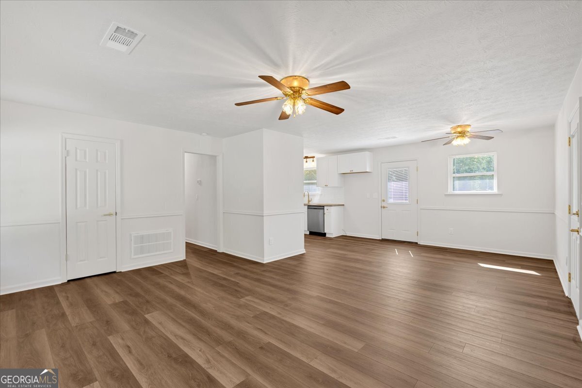 1526 Cave Springs Road Douglasville - 6